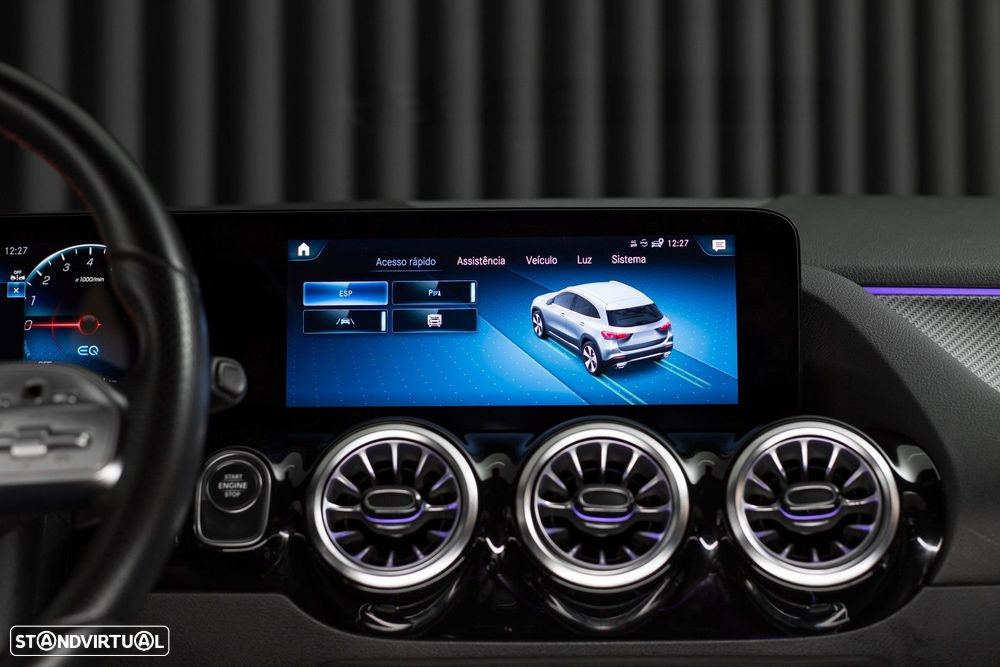 Mercedes-Benz GLA 250 e 8G-DCT AMG Line - 24