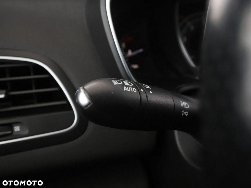 Renault Megane ENERGY TCe 205 EDC GT - 36