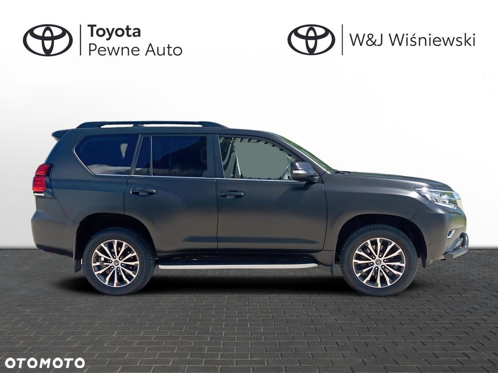 Toyota Land Cruiser - 3