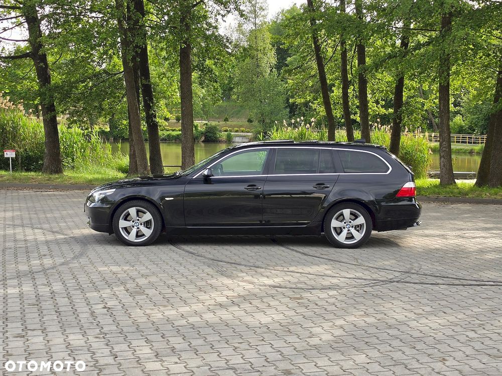 BMW Seria 5 525xd - 10