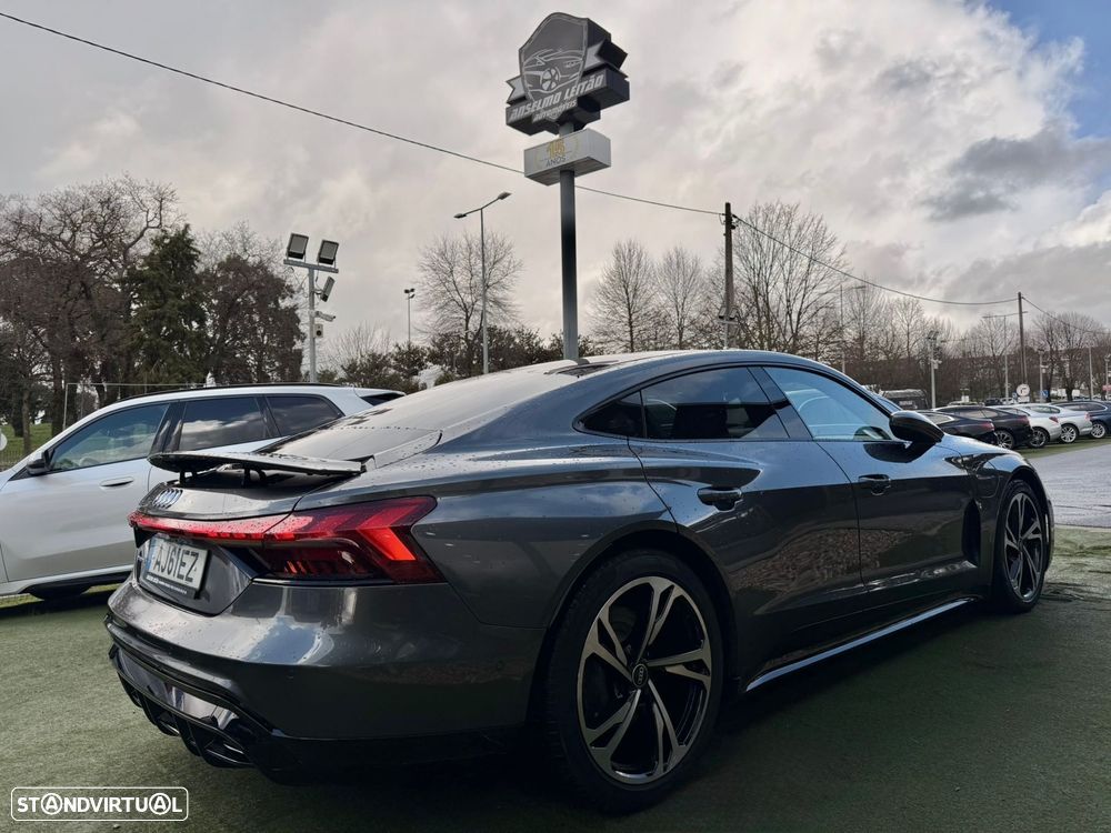 Audi e-tron GT quattro - 1