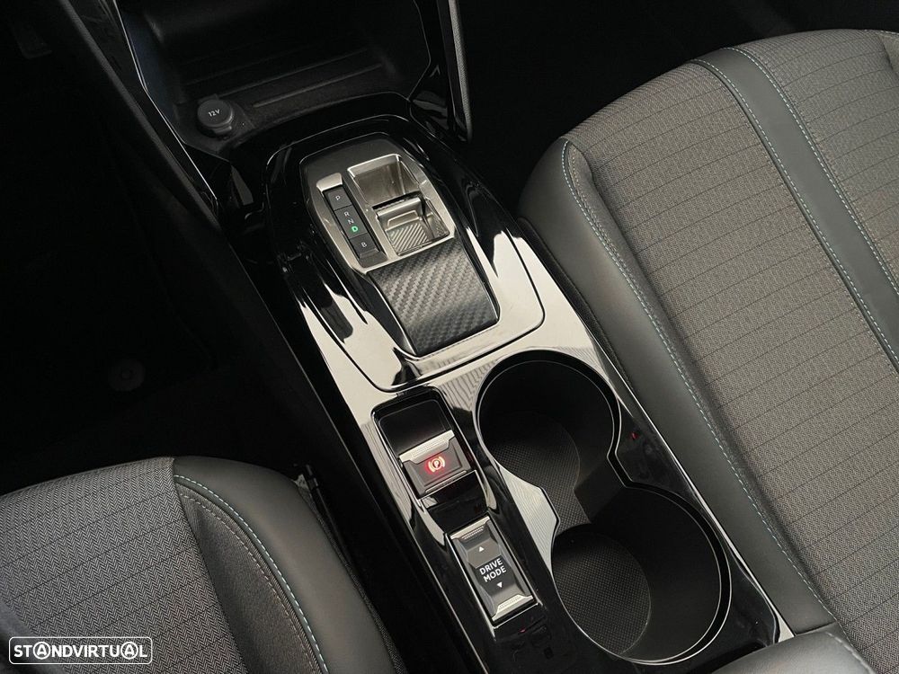 Peugeot e-2008 50 kWh Active - 7
