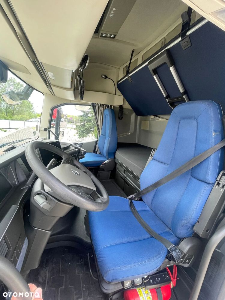 Volvo FH 460 I SAVE GLOBETROTTER - 17