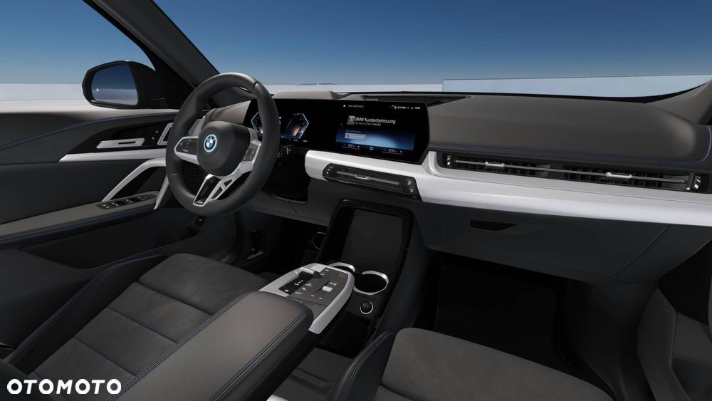 BMW iX1 - 7
