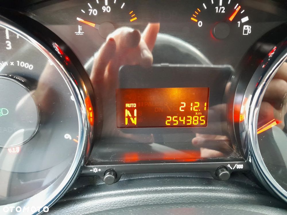 Peugeot 3008 - 11