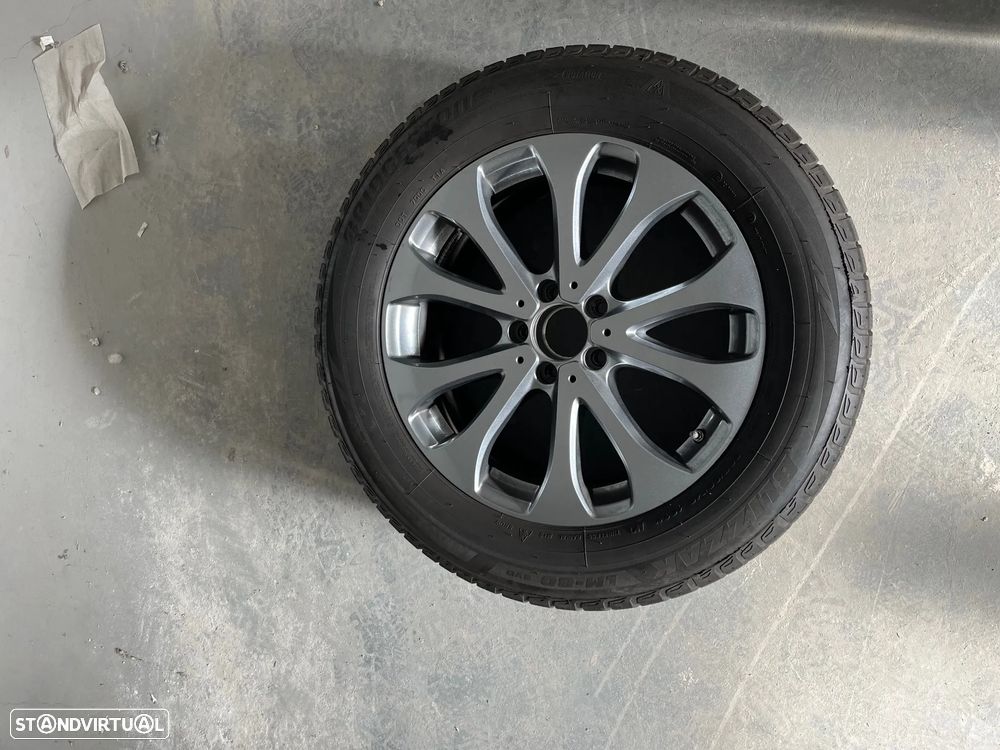 Jantes com Pneus 235/60R18 originais Mercedes-Benz - 3