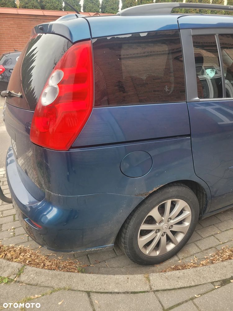 Mazda 5 - 6