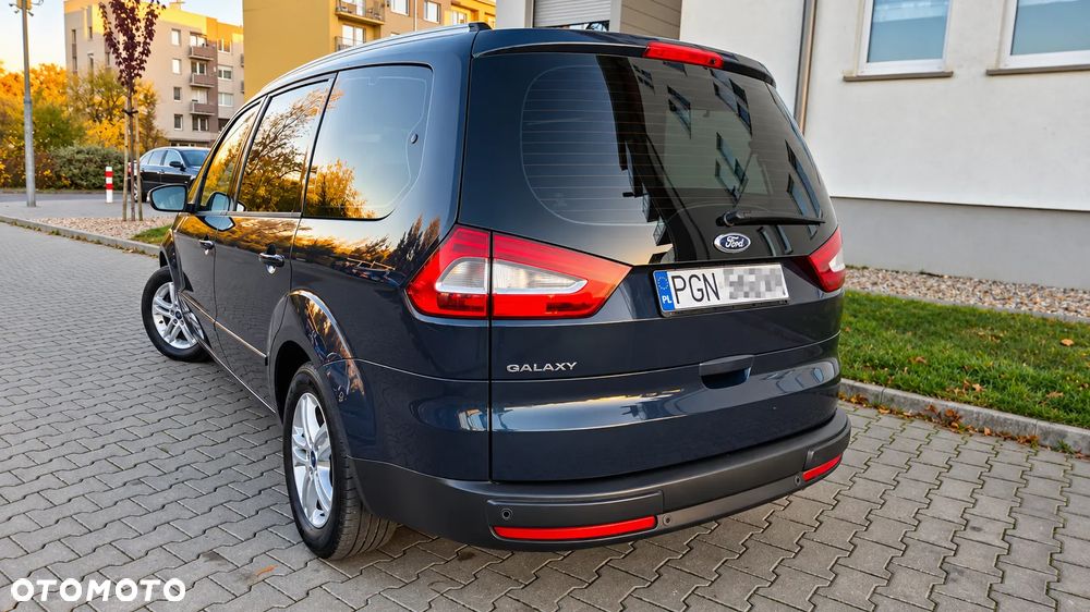 Ford Galaxy 2014 photo 2
