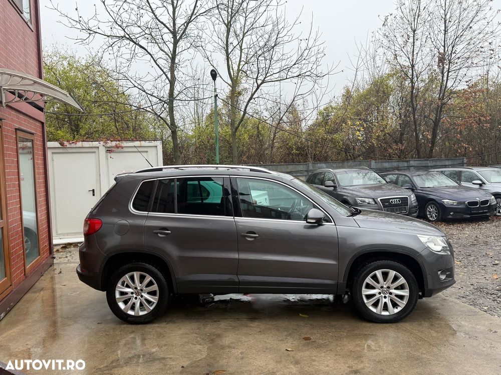 Volkswagen Tiguan - 28