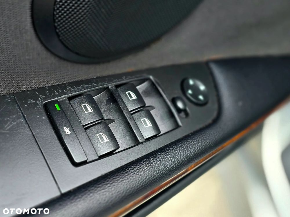 BMW Seria 3 - 23
