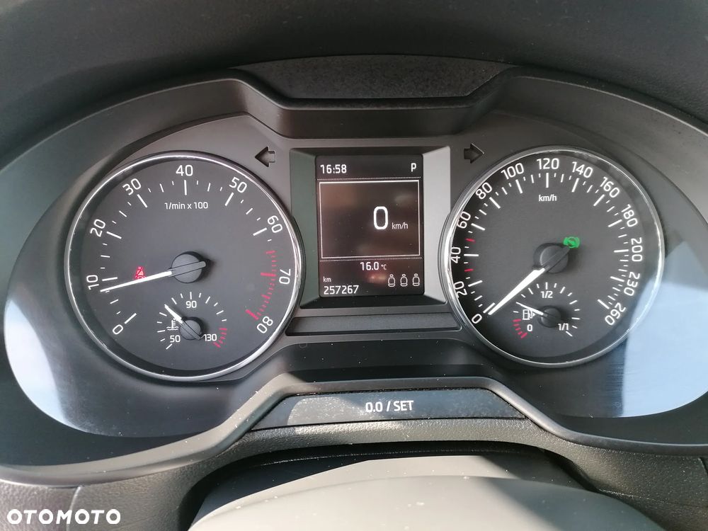 Skoda Octavia 1.8 TSI Style DSG - 10