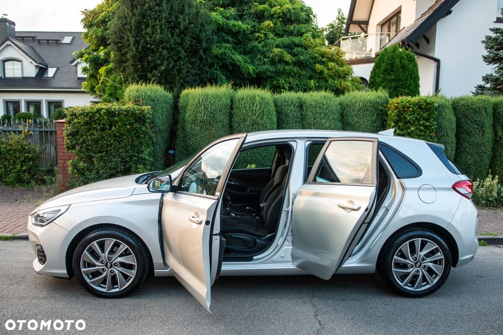 Hyundai i30 1.4 T-GDI YES - 16