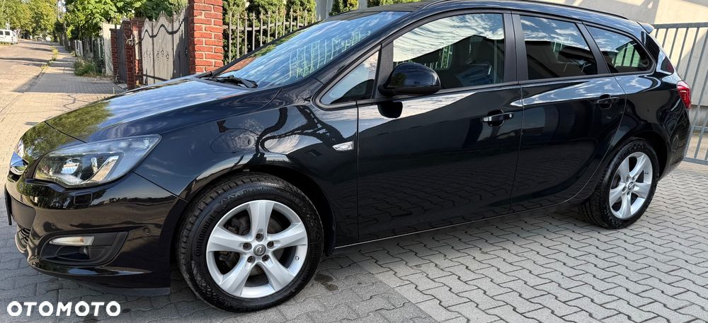Opel Astra 1.6 CDTI Sport - 19