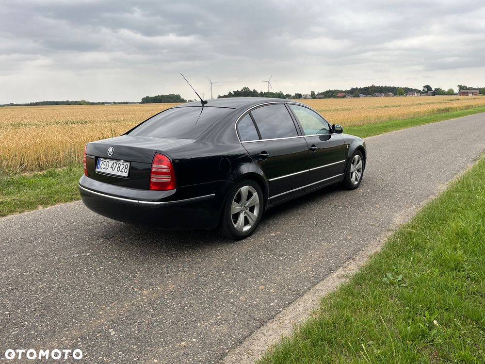 Skoda Superb - 8