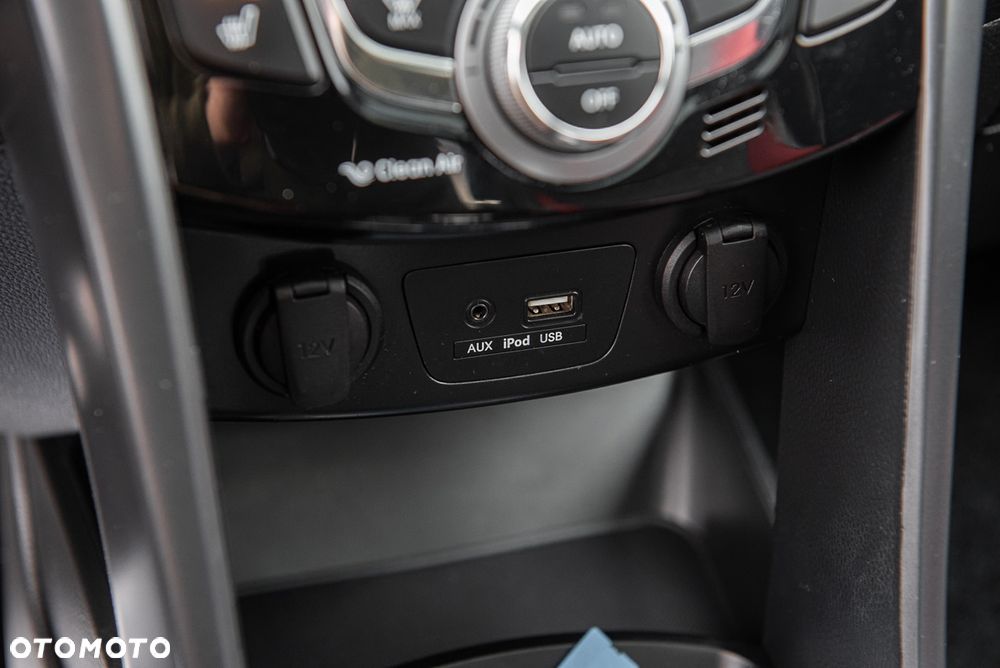 Hyundai i30 1.6 T GDI Turbo - 23