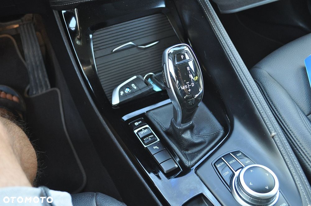 BMW X2 sDrive16d - 36