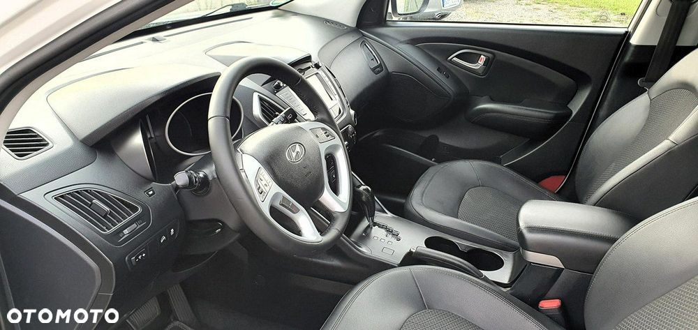 Hyundai ix35 - 11
