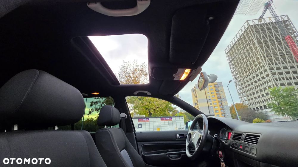 Volkswagen Golf IV 1.6 Trendline - 29