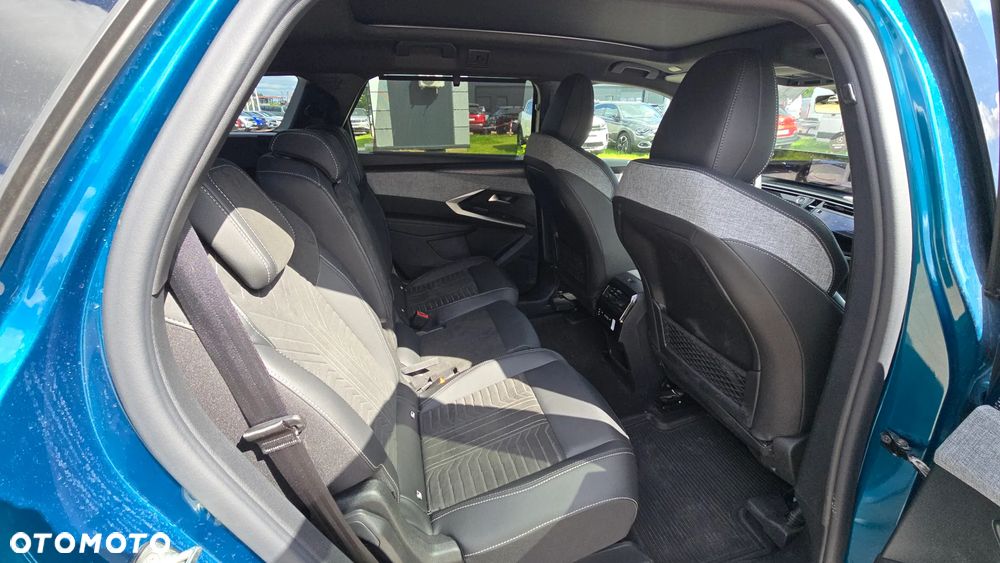Peugeot 5008 1.2 PureTech mHEV GT S&S e-DCS6 - 15