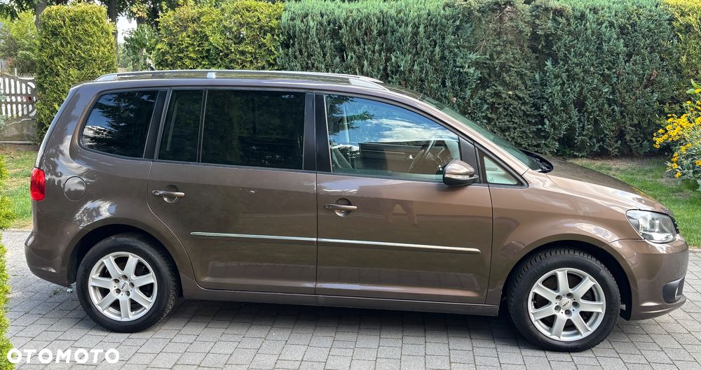 Volkswagen Touran 2.0 TDI DPF BlueMotion Technology Comfortline - 13