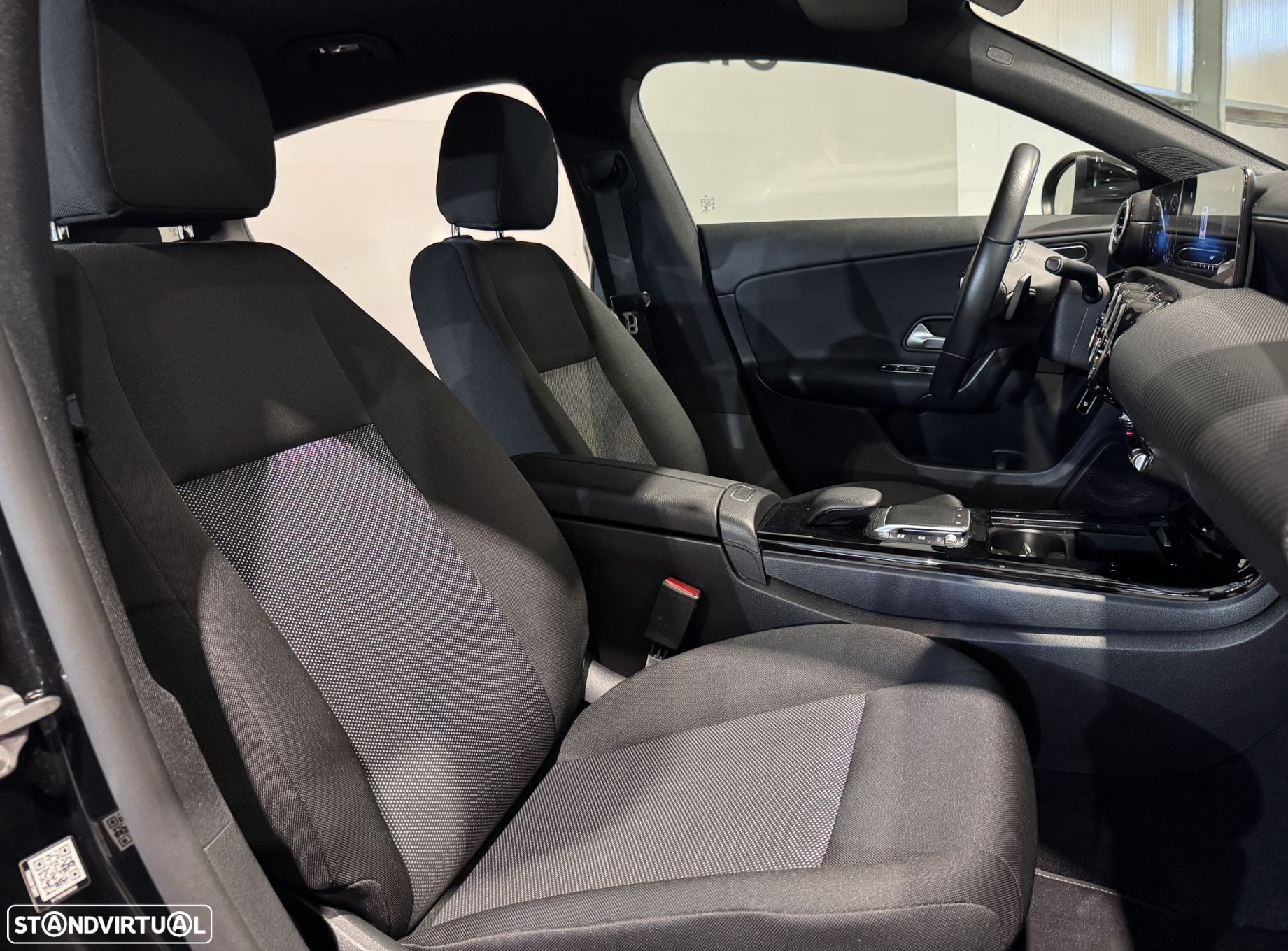 Mercedes-Benz CLA 180 - 20