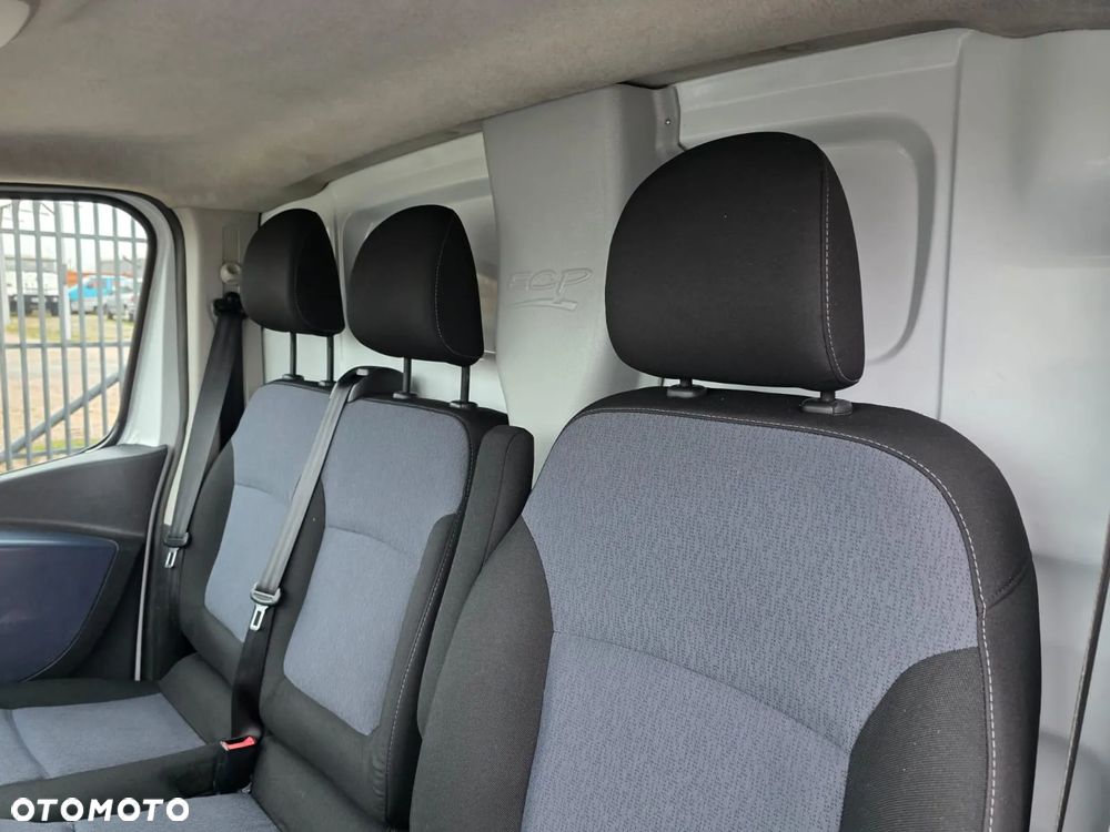 Opel Vivaro Chłodnia L2 - 12