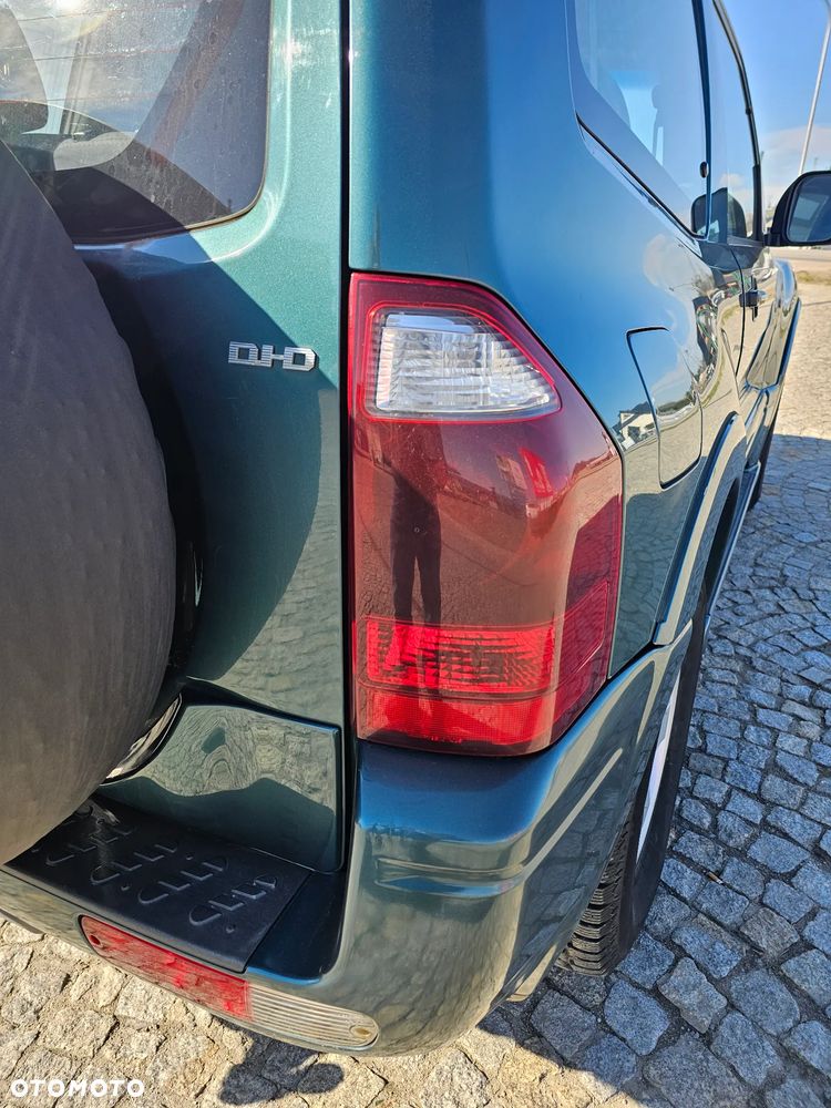 Mitsubishi Pajero - 11