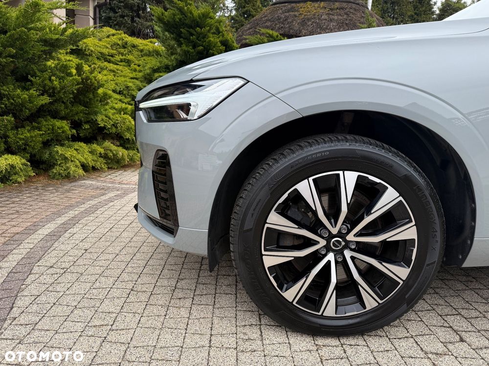 Volvo XC 60 B4 D Plus Dark - 18