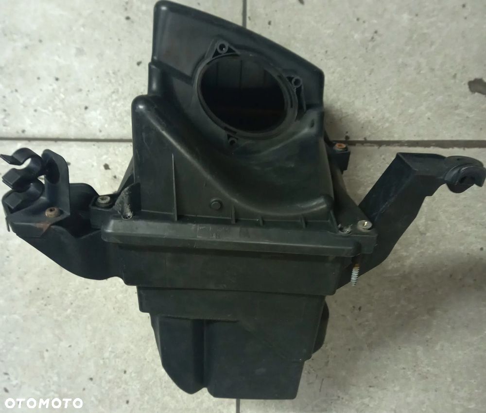 Volvo C30 S40 V50 1.6 D obudowa filtra powietrza - 4