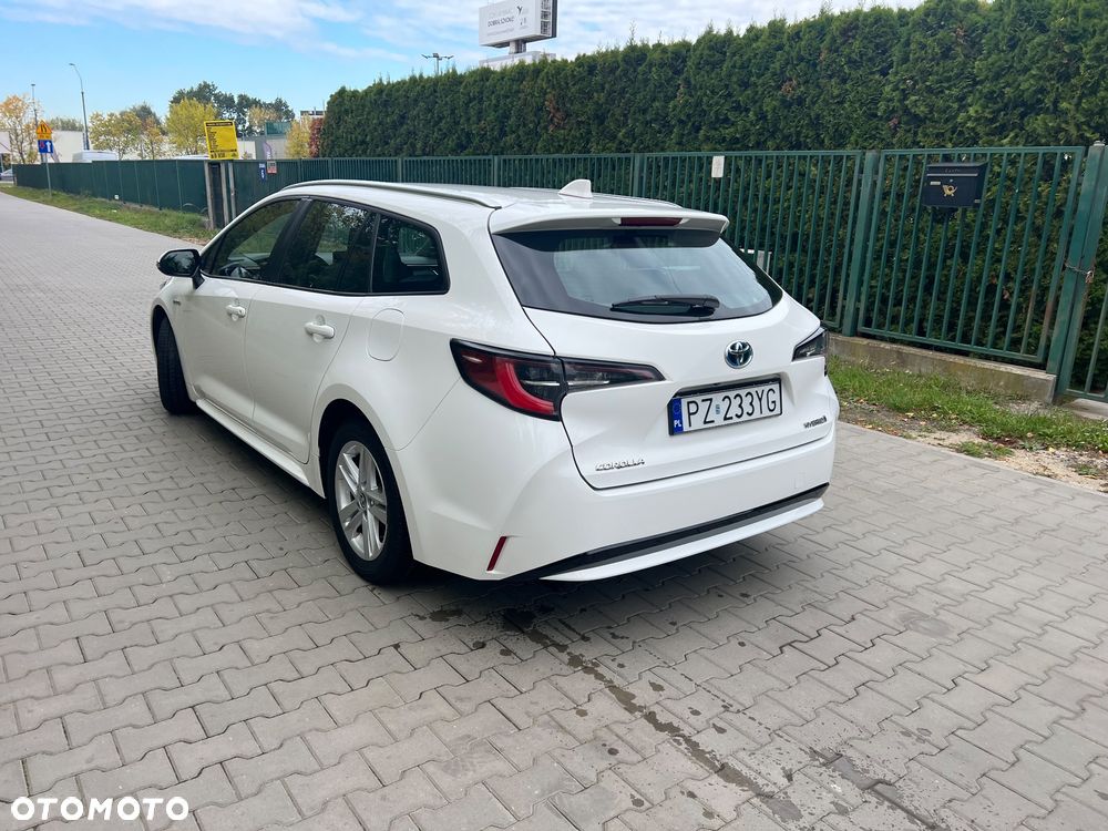 Toyota Corolla 1.8 Hybrid Comfort - 9
