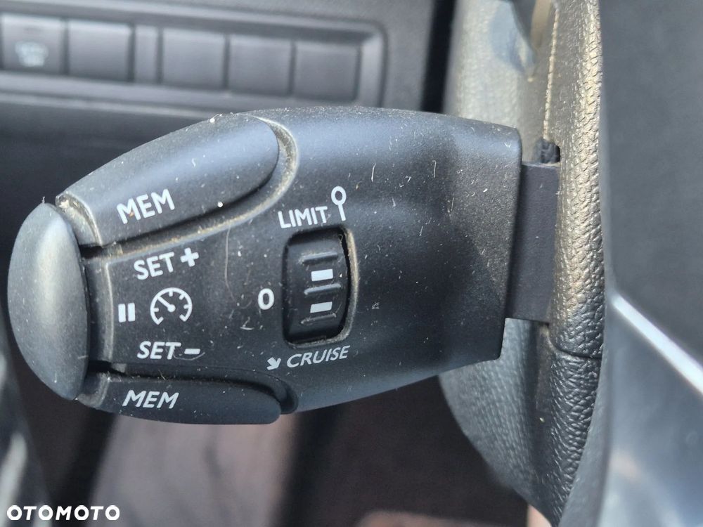 Peugeot 308 PureTech 130 EAT6 Stop & Start Allure - 29