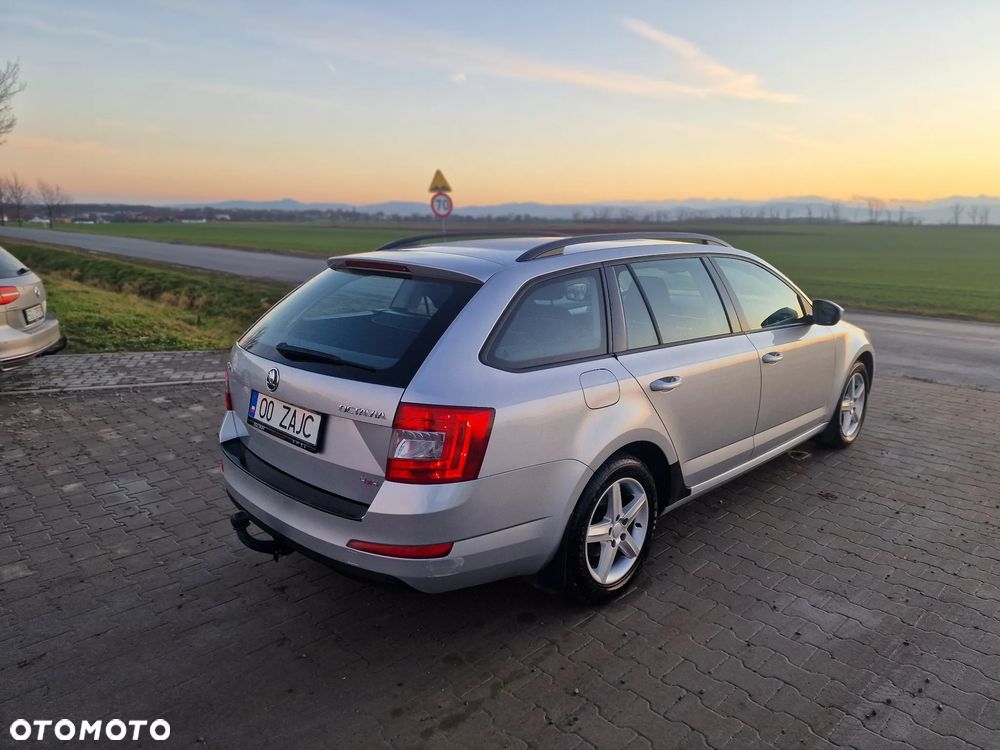 Skoda Octavia 1.6 TDI Green tec 4x4 Ambition - 10