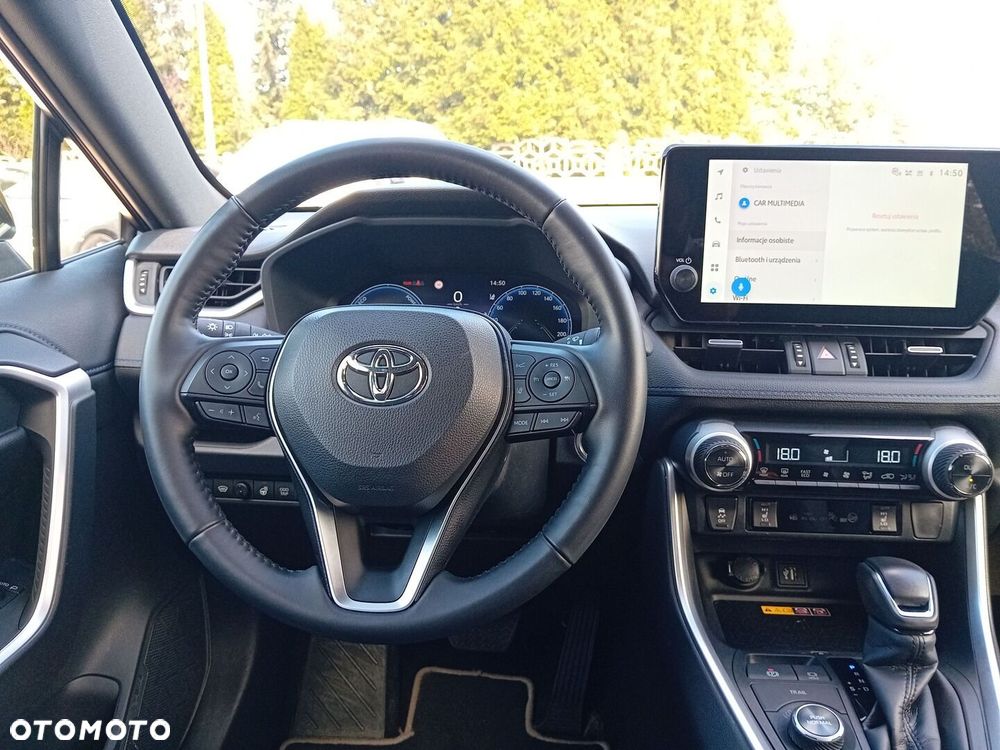 Toyota RAV4 - 9