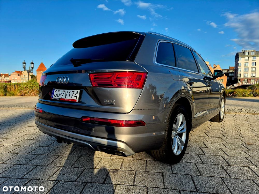 Audi Q7 2017 photo 4