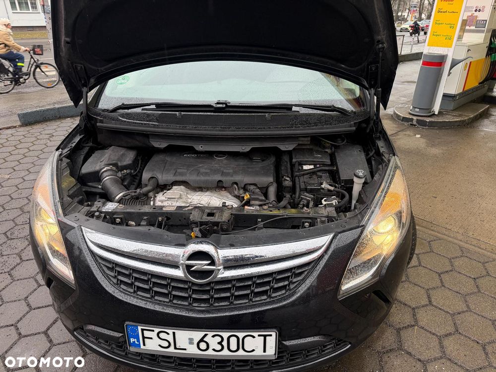 Opel Zafira 2.0 CDTI Cosmo - 8