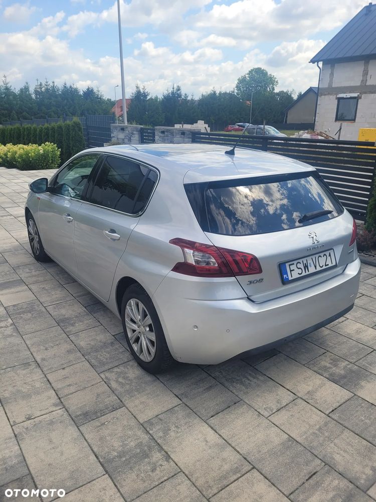 Peugeot 308 1.2 PureTech Allure S&S - 3