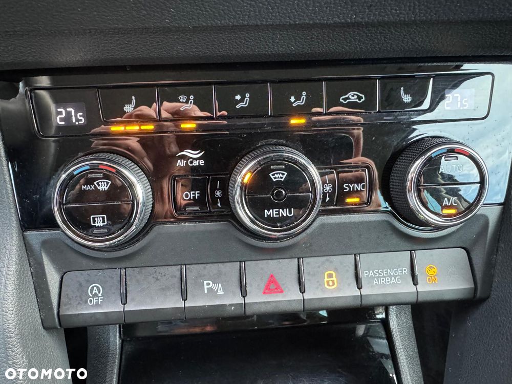 Skoda Karoq 2.0 TDI 4x4 DSG Tour - 30