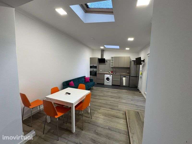 Venda T2 mobilado oportunidade - Grande imagem: 2/12