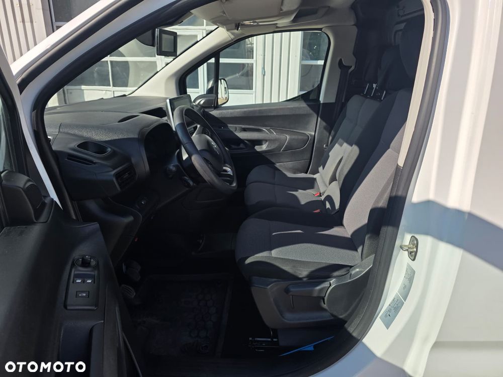 Citroën Berlingo Chłodnia Izoterma L2H1 Krajowy Pierwszy właściciel  Super Stan !!! - 16