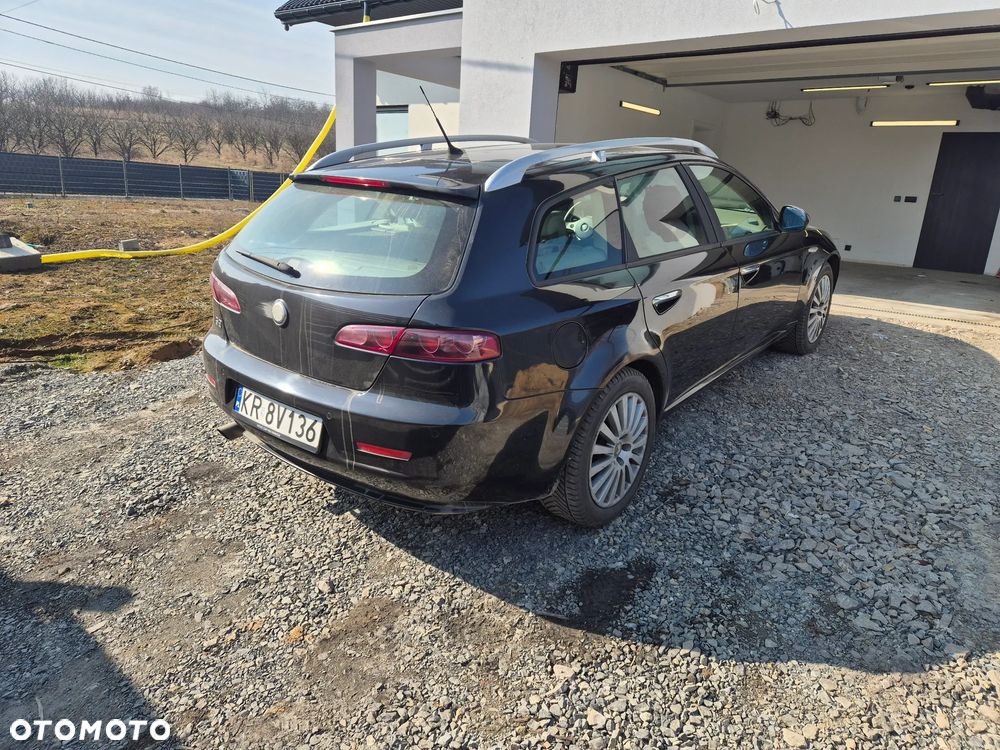 Alfa Romeo 159 1.9 JTDM 16V DPF Distinctive - 4