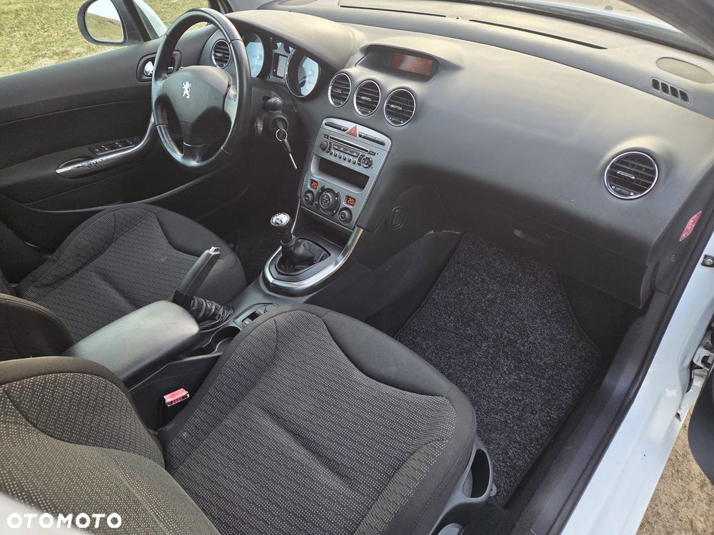 Peugeot 308 120 VTi Premium - 11