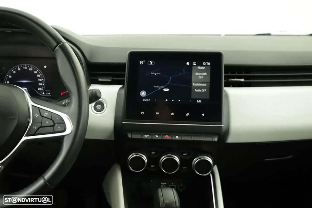 Renault Clio 1.0 TCe Techno CVT - 9