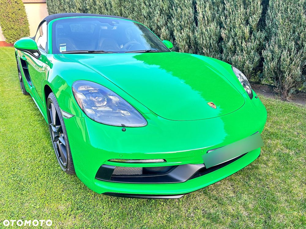 Porsche 718 Spyder - 25