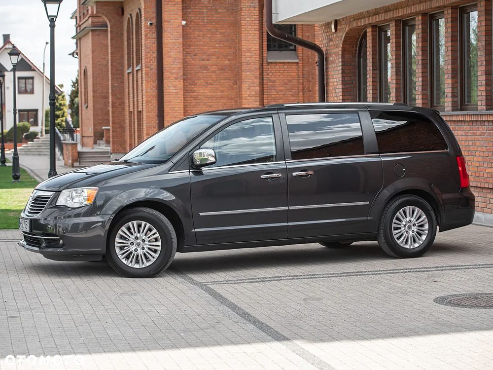 Lancia Voyager 2.8CRD Gold - 10