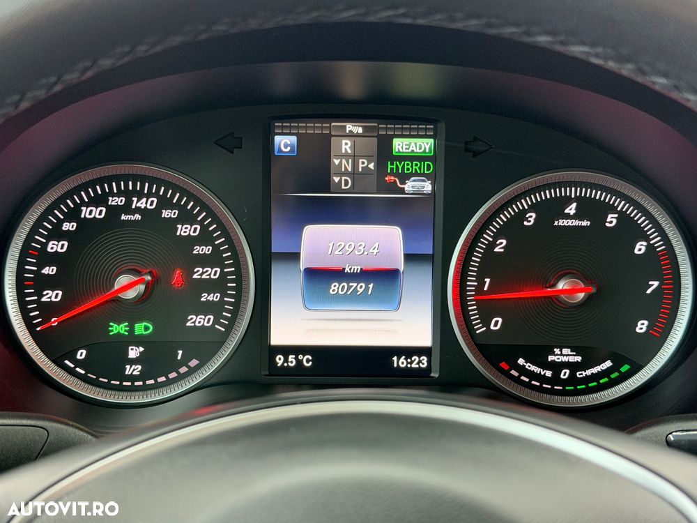 Mercedes-Benz GLC Coupe - 32