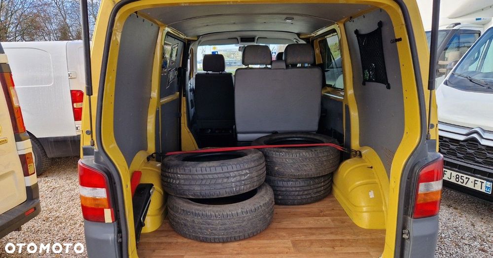 Volkswagen Transporter - 12