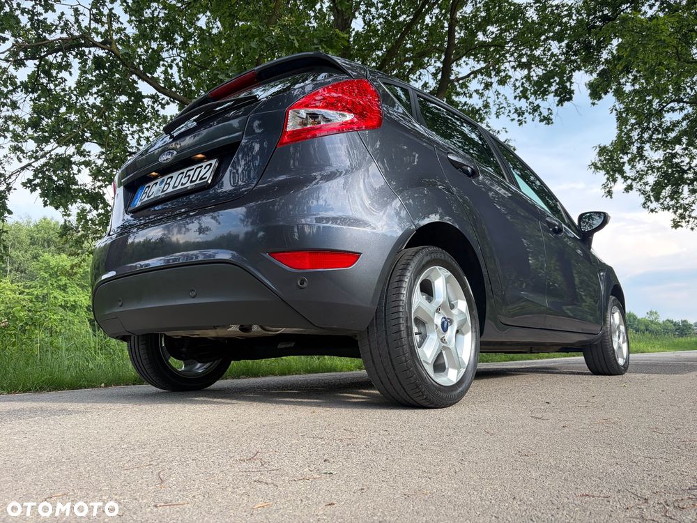 Ford Fiesta 1.4 Titanium - 19