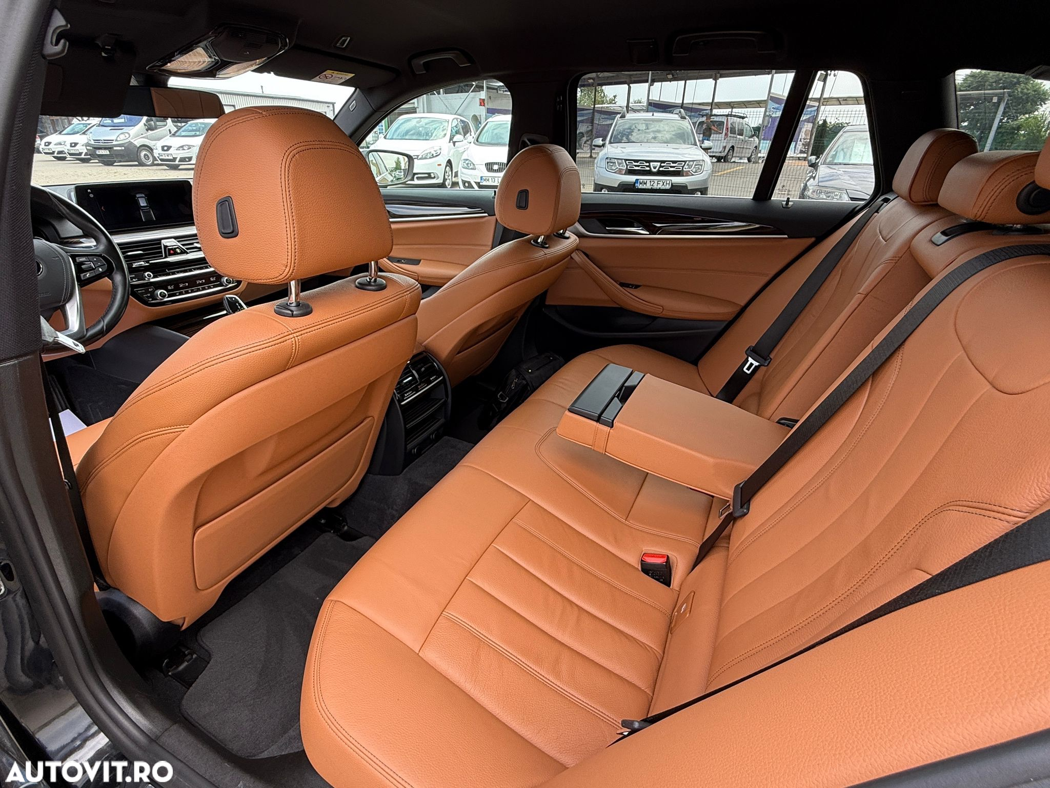 BMW Seria 5 520d Touring Aut. Luxury Line - 9