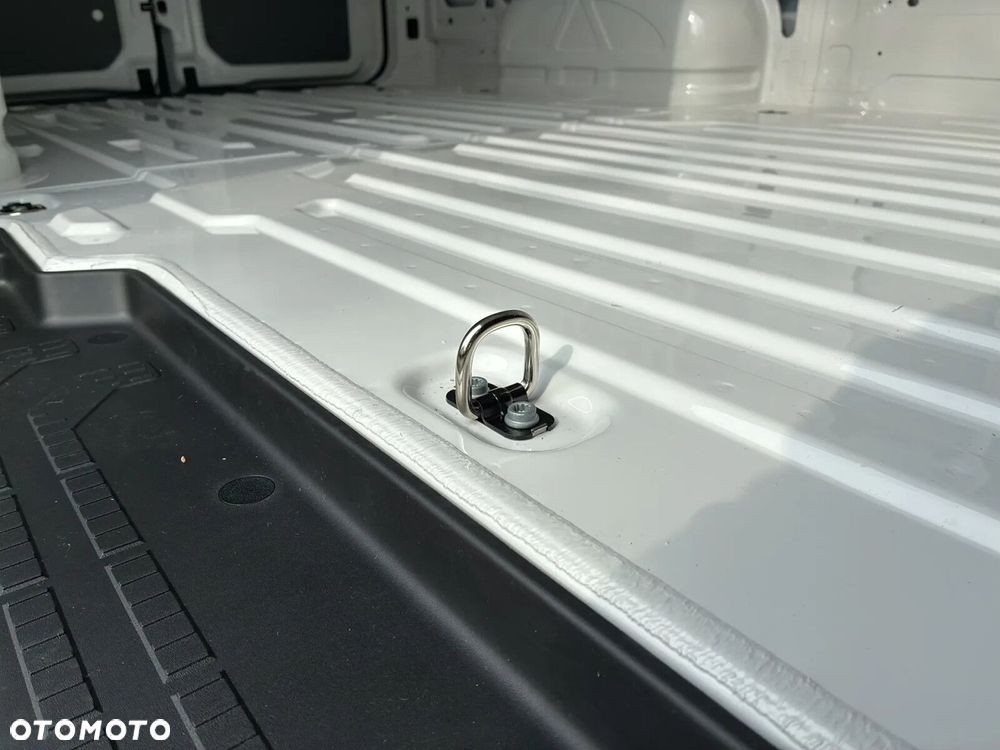 Volkswagen Crafter 35 Furgon L3/H2, 2.0 TDI 140 KM, Wysoki dach, r.o. 3640mm - 15