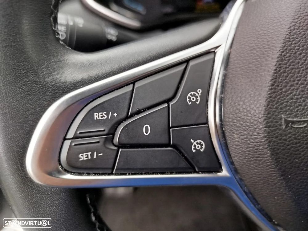 Renault Clio 1.6 E-Tech Full Hybrid Techno - 24